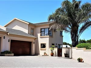 3 Bed Apartment in Wilderness