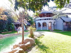 5 Bed House in Alberante