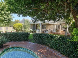 3 Bed House in Tokai