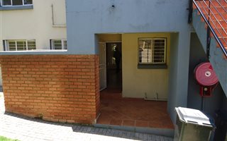 2 Bedroom Apartment in Willowbrook