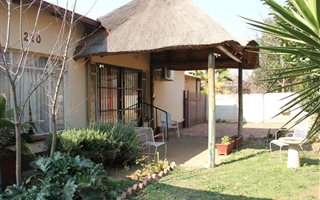 1 Bedroom House in Potchefstroom Central