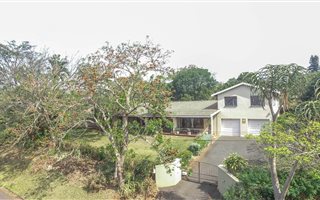 6 Bedroom House in Dawncliffe