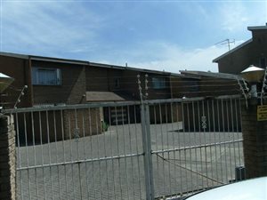 3 Bed Duplex in Vereeniging Central