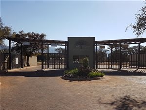 697 m² Land available in Chroom Park