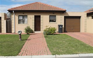 2 Bedroom Townhouse in Kuilsriver