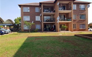 3 Bedroom Apartment in Glen Lauriston