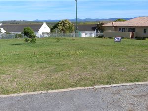 839 m² Land available in The Hill Estate