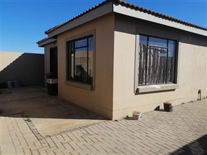 3 Bed House in Goudrand