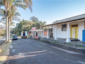 100.900001525879 m² Commercial space in Drummond