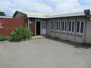 204 m² Commercial space in Mkondeni