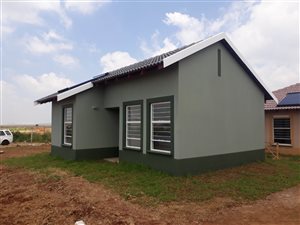 2 Bed House in Van Dyk Park