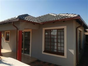 3 Bed House in Nellmapius