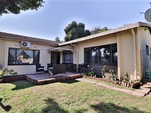4 Bed House in Yellowwood Park