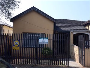 8 Bed House in Brixton