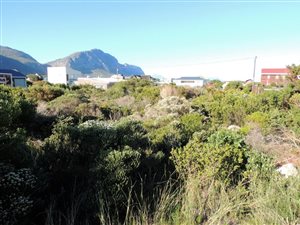 770 m² Land available in Bettys Bay