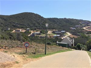 224 m² Land available in Island View