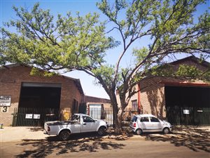 Industrial space in Dalview