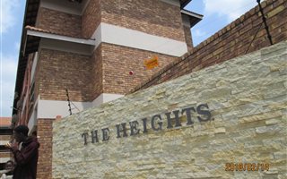 2 Bedroom Townhouse in Croydon