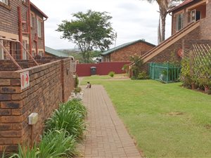 2 Bed Duplex in Hennopspark