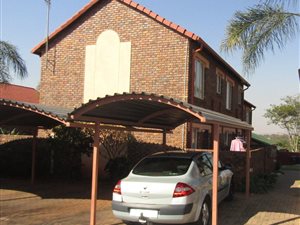 2 Bed Duplex in Hennopspark