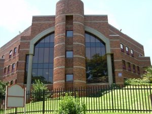 762 m² Office Space in Parktown