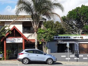 250 m² Commercial space in Hartenbos