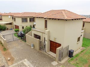 2 Bed House in Kyalami Hills