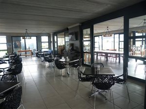 2 Bed Apartment in Westlake