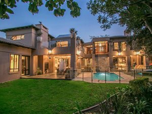 5 Bedroom House in Fourways Gardens