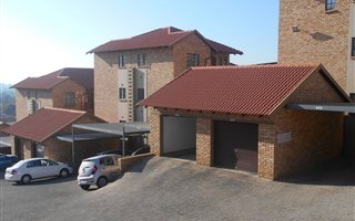 2 Bedroom Townhouse in Meyersdal