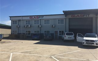 1067 m² Industrial space in Briardene