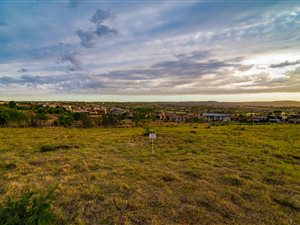 677 m² land for sale in Eagle Canyon Golf Estate | T2168083