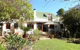 4 Bedroom House in Greyton
