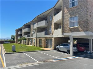 2 Bed Apartment in Uitzicht