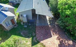 6 Bedroom House in West Hill