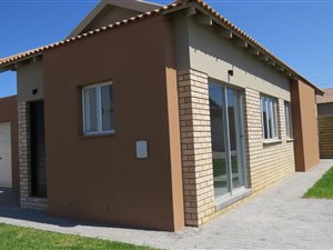 3 Bed House in Hansmoeskraal