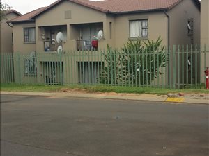 2 Bed Apartment in Dinwiddie