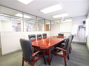 3000 m² Industrial space in Spartan