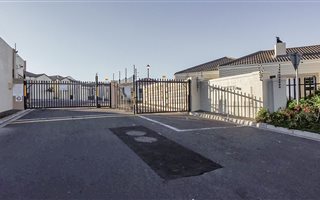 2 Bedroom Townhouse in Dennegeur