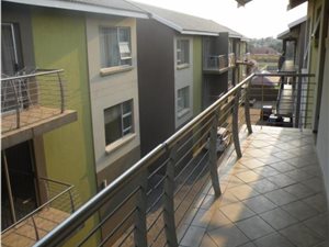 2 Bed Apartment in Vanderbijlpark SE4