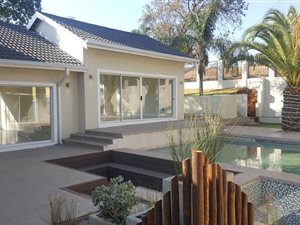 5 Bed House in Waterkloof Ridge