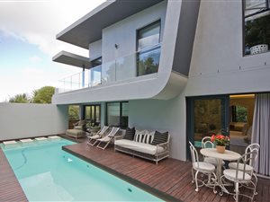 5 Bed House in Newlands
