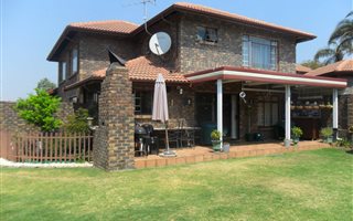 3 Bedroom Cluster in Boskruin
