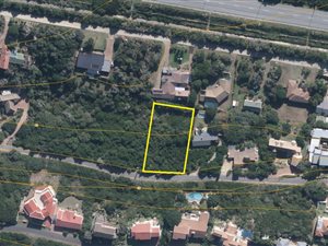 1738 m² Land available in Wilderness