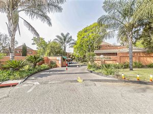 2 Bed Apartment in Randpark Ridge