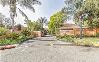 2 Bedroom Apartment in Randpark Ridge