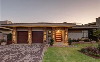 3 Bedroom House in Lombardy Estate
