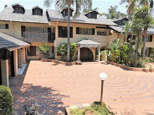 5 Bedroom House in Bedfordview