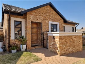 2 Bed Cluster in Beyers Park