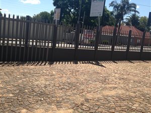6 Bedroom House in Highlands North